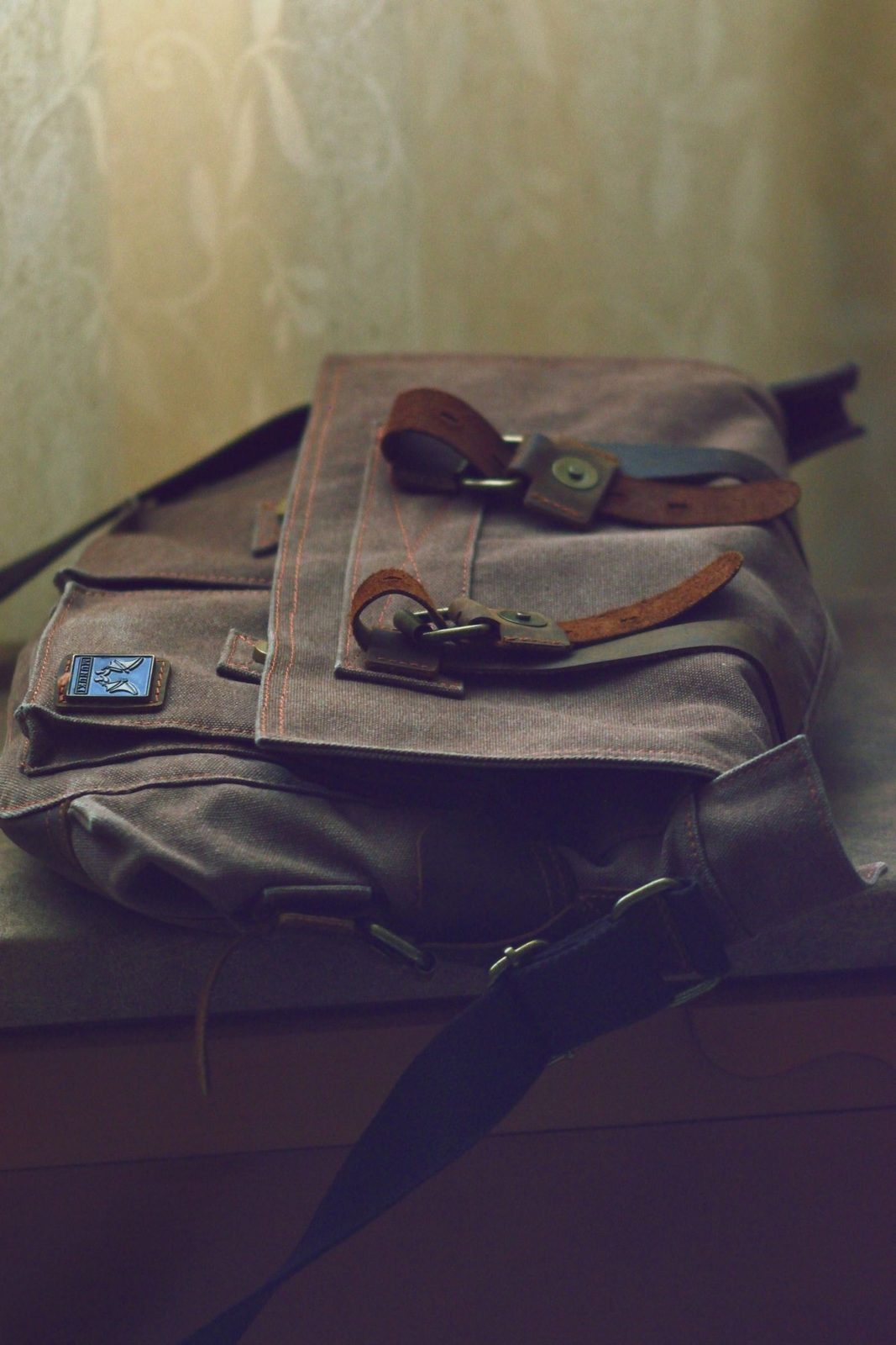 Field Waxed Satchel